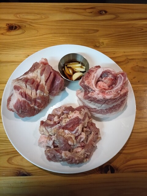 Horumon Nikomi Korean