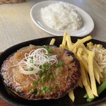 Kitchen cafe CRANBON - ハンバーグ(和風)