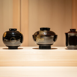 もうひとつの主役。福井県が誇る伝統工芸品の器と調理道具