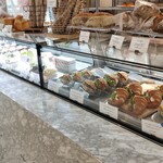 リベルテ・パティスリー・ブーランジェリー - 