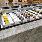 リベルテ・パティスリー・ブーランジェリー - 