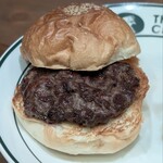 The Caaap Burger - クラッシックバーガー　1,580円