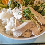 すみだバル Vigor - サラダチキンボウル