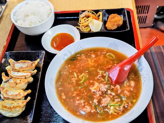 Gyoza no Katsu Toyosaka Honten