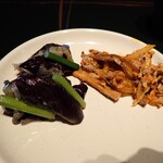 中華ビストロ 享京味シャンジィンウェ - セルフコーナーのおかず達