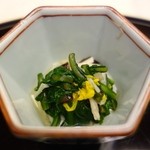 ふなや - 【夕食】先付・錦秋和え 平貝 えの木 木耳 菊花 菊菜