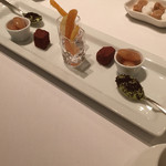 ル・マノアール・ダスティン - プチフール