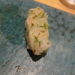 くら竹 - イカの握り