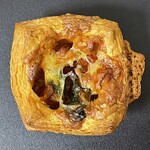 セイルノッツ - 2025.10.28 (火)    アラビアータデニッシュ　300円（税込）