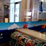 BEACHIN' SHRIMP - 店内はゆったりしたソファ席♡