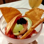 325957108 - ツナタルタル⭐️大きなグラスにごま油やお醤油などで味付けしたマグロがたっぷり❤️口当たりが良くて美味しい♫(๑˃̵ᴗ˂̵)