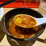 焼きあご煮干しらぁめん とびうお - ラタトゥイユをスープに浸していただきます