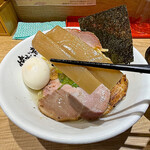 焼きあご煮干しらぁめん とびうお - 材木メンマ