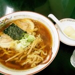 米の粉の滝ドライブイン - 満々ラーメン（太麺）、コラーゲンボール