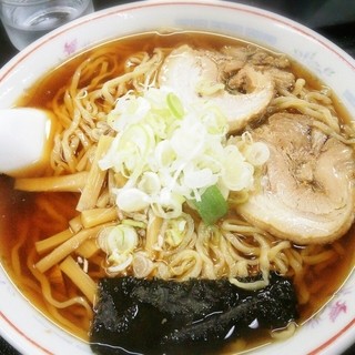 米の粉の滝ドライブイン