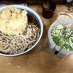 加賀 - かき揚げそば¥650大盛り¥120、長ネギ入れ放題