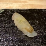 鮨旬美 西川 - ヒラメの昆布締め