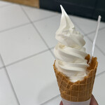 ミルク&パフェ よつ葉ホワイトコージ - 