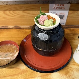 三代目 田久保食堂_1