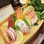 焼鳥とおでん 大人気 新宿店 - 