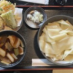 花音里 - 肉汁うどん