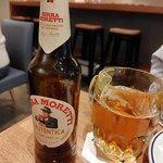 Pizzeria Lume di Luna - モレッティ(少し甘い感じのイタリアのビール)
