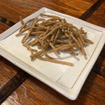 そばきり長助 - おつまみ揚げそば（かなり食べてからの写真です）