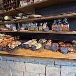 丘の上のパン屋 - 