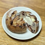 丘の上のパン屋 - クランベリークリームチーズ