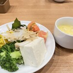 ビッグボーイ - 料理写真:豊富な種類のサラダバー