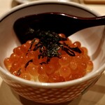 すし処 優勝 - いくら小丼