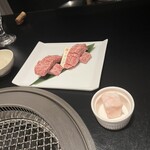 焼肉専科 肉の切り方 - 