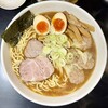 麺屋 ごとう - わんたんメン 1100円、麺の大盛 100円、煮玉子 100円
2025年10月28日