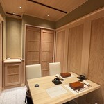 WASHOKU SUSHI ゆゆ梅田 - 全室個室