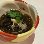 WASHOKU SUSHI ゆゆ梅田 - もずく酢