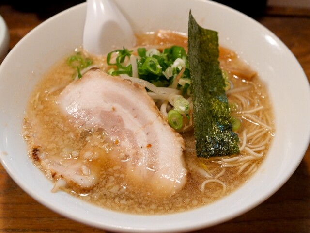 Mochibuta Ramen Toshida Shoten