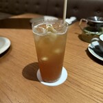BATIDA - 伊良クラフトコーラ。スパイスと柑橘が絶妙に調和した、爽やかで奥行きのある味わいです。自然素材の香りが広がる至福のクラフトコーラでゴクゴクいけますね♪
