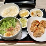 鶏白湯らーめん 自由が丘蔭山 - 