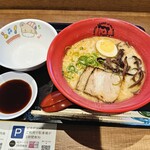味千 火の国厨房 - 熊本ラーメン