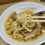 手打 親鶏中華そば 綾川 - 