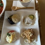 中華の丼 林さん亭 - 一口中華4種盛り