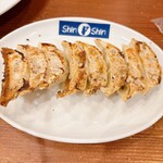 博多らーめん ShinShin 天神本店 - 