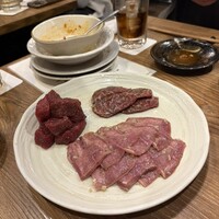 炭火焼肉ホルモン うしごろ 中目黒店 -  炭火焼肉ホルモン うしごろ 中目黒店 -