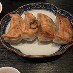 手延べ餃子バー ウイング ビレッジ - 