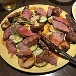 代々木バル - お肉ときのこと茄子の盛り合わせ