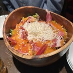 代々木バル - 生ハムの入ったシーザーサラダ