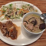 カオマンガイ バザール - 