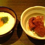 牛たん炭焼き 利久 - 角煮（お通し）とトロロ