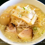 ら～めん　晴々 - ゆきラーメン　麺1.5倍 味玉入り 2014.11.15