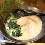 まんぷく家 - 料理写真:特製ラーメン1150円